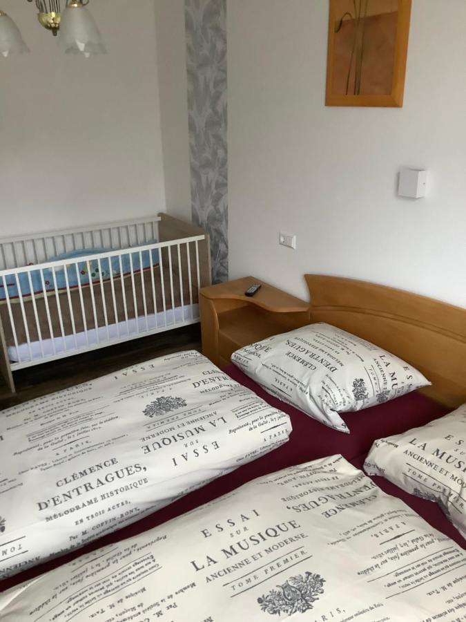 Schoene Ferienwohnung Eisenach Bagian luar foto